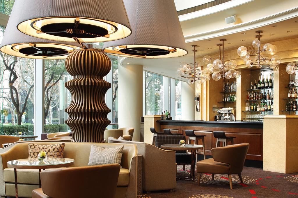 Four Seasons Hotel Šanghaj Exteriér fotografie